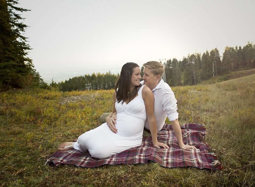 couple maternity photo comox valley
