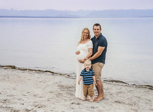 family maternity beach session comox valley